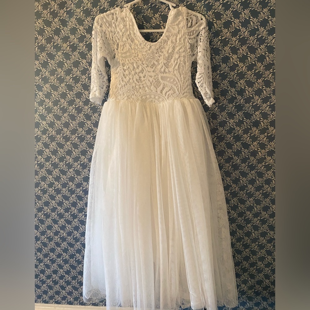 2Bunnies Flower girl dress - Picture 2 of 2
